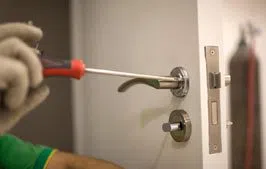 Locksmith Master Shop New Boston, MI 734-288-7154 - 5-Locks-Repair