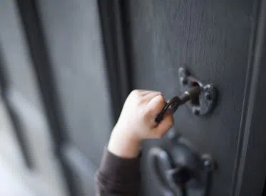 Locksmith Master Shop New Boston, MI 734-288-7154 Locksmith Master Shop New Boston, MI 734-288-7154 - 7-Door-Unlock
